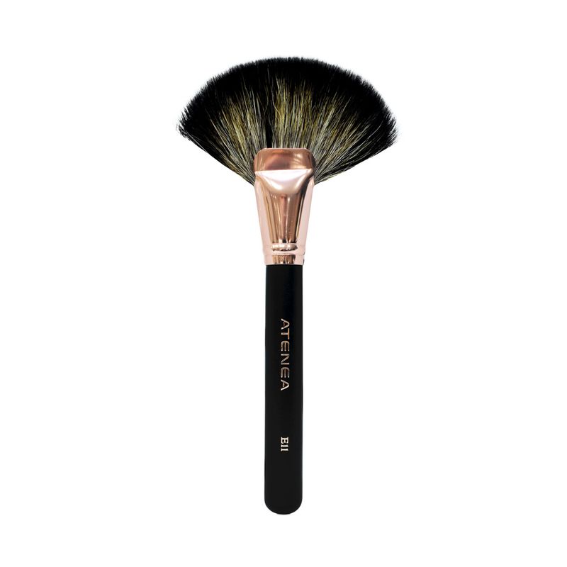 Brocha-Abanico-Atenea-para-Iluminar-Black-Rose-E11