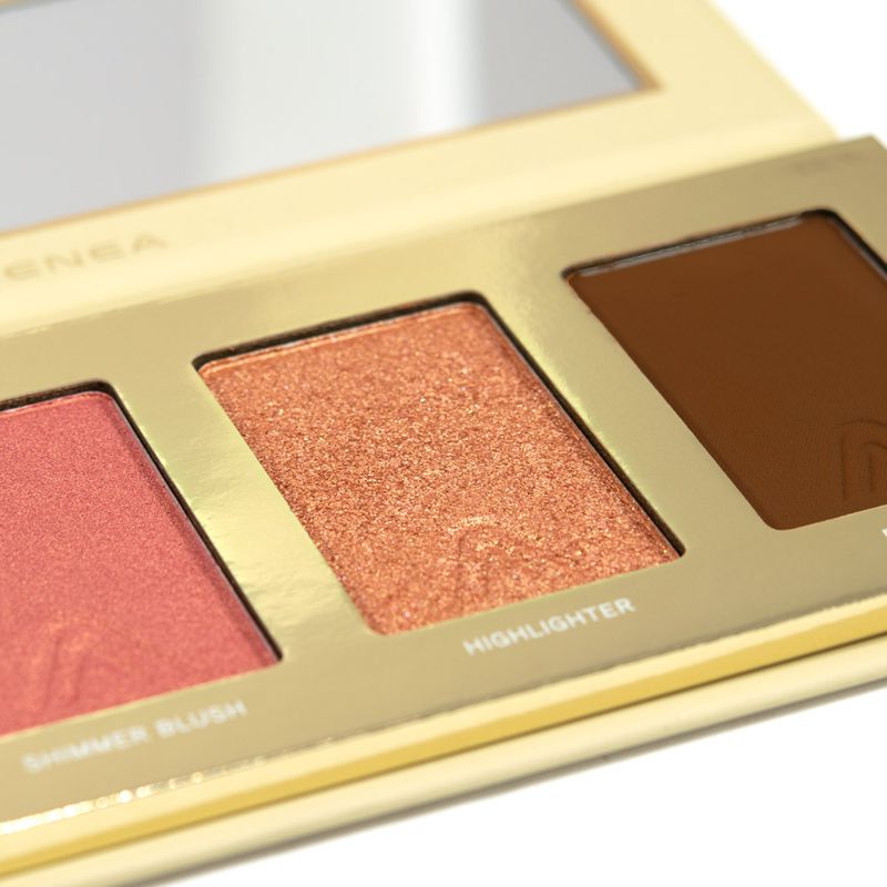 6965056-paleta-essential-2